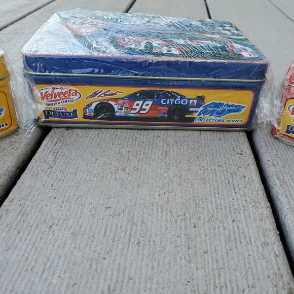 Sam Bass Collector's Series tins - Picture 3 of 6